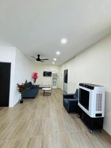 Fully Furnished 1st Floor Upper Shop Unit for Rent near Taiping Mall 1