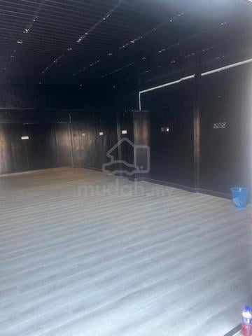 Kedai Tingkat Bawah & Mezzanine Floor Untuk Disewa Di Kota Bharu 1