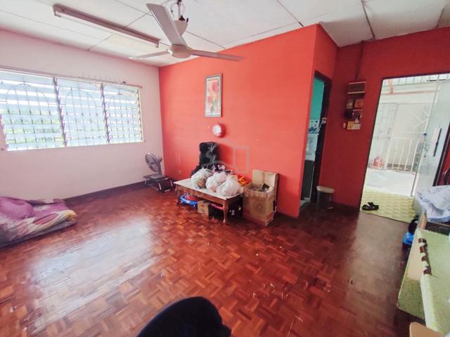 Flat PKNS Seksyen 17 Shah Alam 1