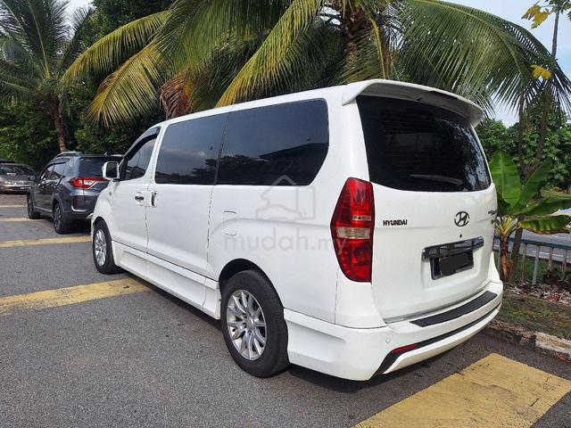 2011 Hyundai GRAND STAREX 2.5 ROYALE (A) - 2