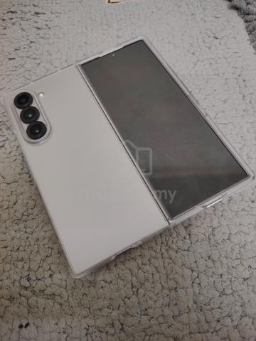 Samsung zfold  - photo 3 of 3