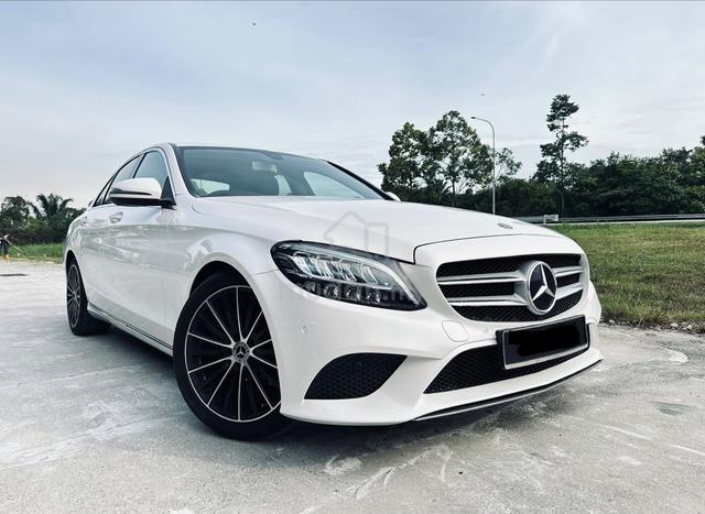 2018 Mercedes Benz C200 1.5 AVANTGARDE (A) W205 - 1