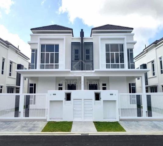Setia Tropika • Calidora🏡 House for Sale 1