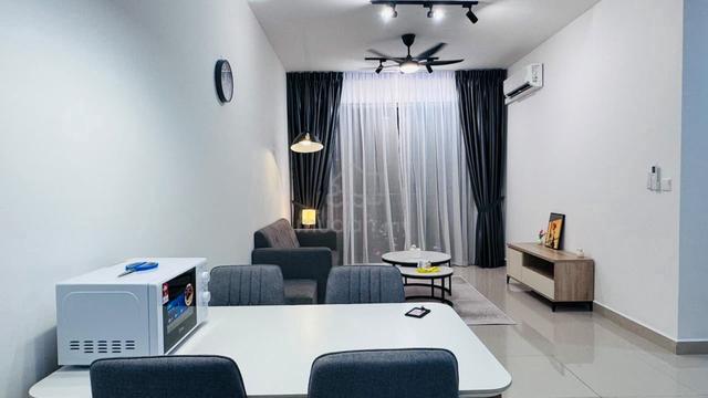 Vista Tiara @ MBW Bay 1