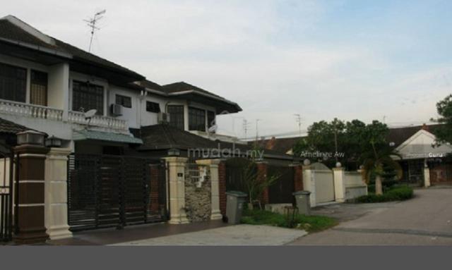 2S Terrace@Taman Daya, Tebrau, Partially Furnished, Guarded 1