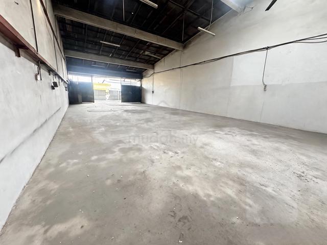  30x115 Factory Taman Klang Utama With Mezzanine Floor 1
