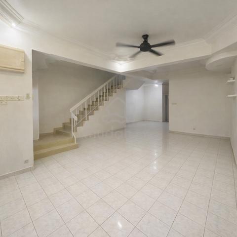 Puchong Utama 2 Story Kitchen Car Porch Full Extended Kitchen Cabinet 1