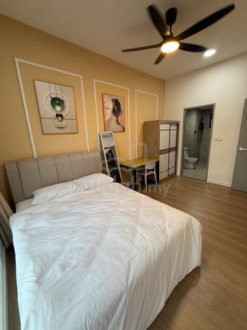 Waking to LRT PUDU Room Rent 1