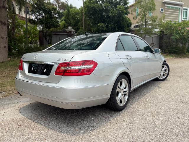 2011 Mercedes Benz E250 CGI 1.8 CKD - 2