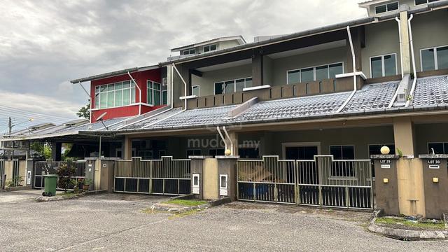 Renovated 2 Storey Terrace House at Serian. 1