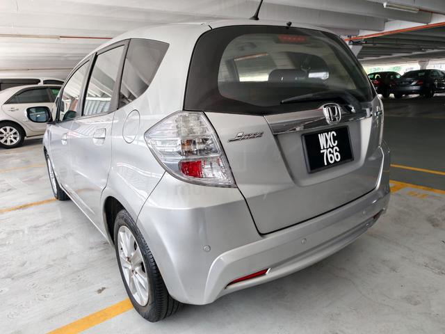 2012 Honda JAZZ 1.3 (HYBRID) FACELIFT (A) 1 Owner - 4