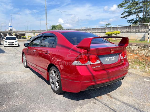 Honda CIVIC 2.0 i-VTEC(A) BUY1FREE1 LOAN KEDAI - 2