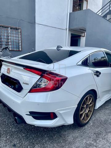 2017 Honda CIVIC 1.5 TC-PREMIUM (A) - 4