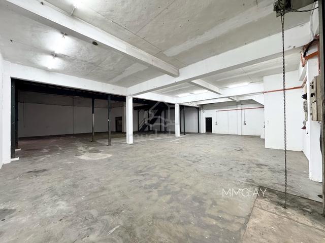 Klang Utama 1 Half Storey Semi D Factory 30 ft Ceiling Height 400 Amp 1