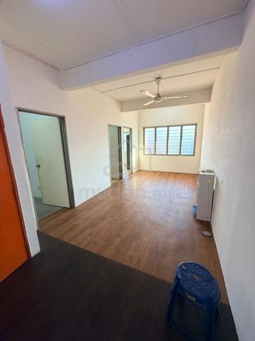 Sri Dahlia Apartment 1