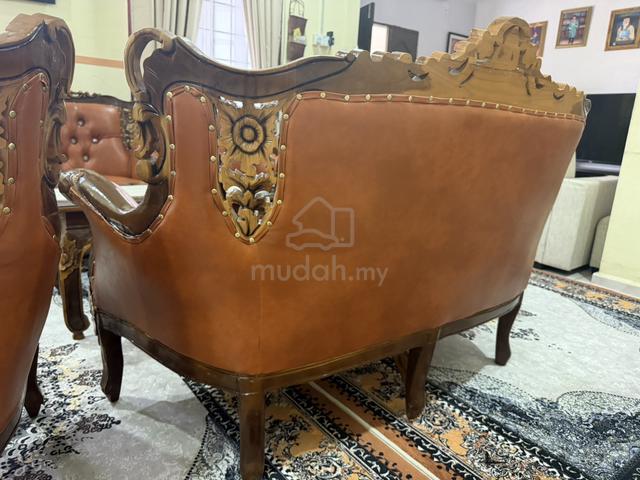 Carousel Image