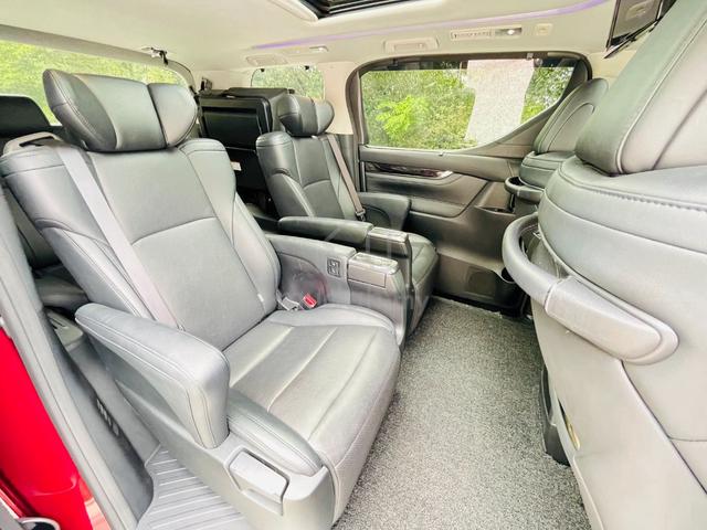 DIRECT OWNER LIMITED Toyota ALPHARD 2.5 SC REG24 - 5