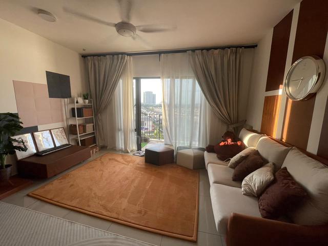 Female Middle Room, Huni Residence, Eco Ardence (Parking included) 1