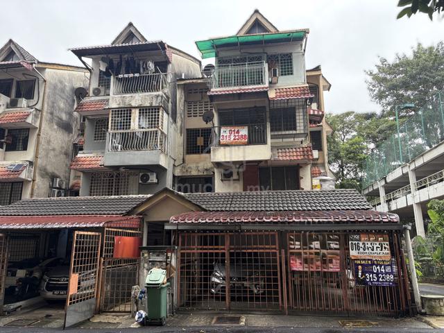 Corner Unit Townhouse Upper Floor Level 1 Taman Midah Cheras KL 1