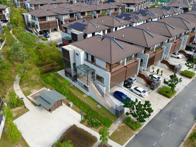 FACING OPEN 🔥 END LOT 🔥 Terrace House The Mulia Residences Cyberjaya 1