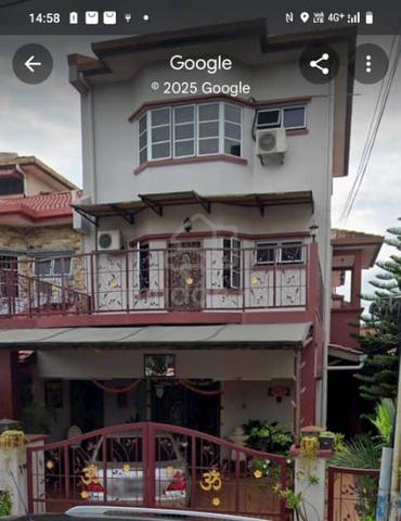 2 1/2 Storey terrace house in the heart of PJ 1