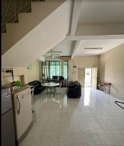 BELOW VALUE FREEHOLD 2 Storey Terrace Taman Dahlia Bukit Beruang Keroh 1