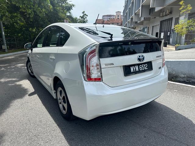 2013 Toyota PRIUS 1.8 LUXURY (HYBRID) LOAN/CASH - 2
