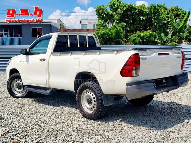 2021 Toyota HILUX 2.4 MT (M) - 3