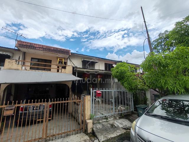 [2 Storey] Terrace House, Lorong Badang, Bandar Baru Sri Petaling, KL 1