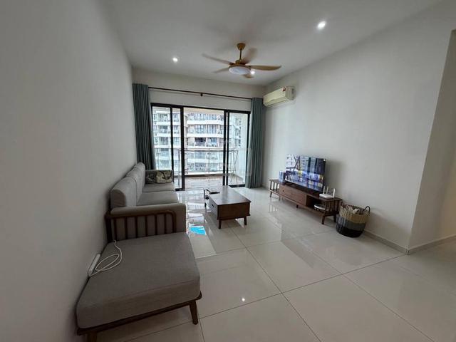 Bay Point @ Country Garden Danga Bay 1