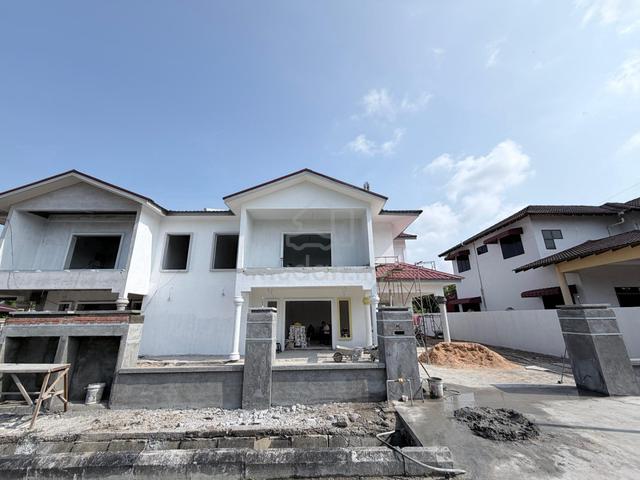 FREEHOLD Double-Storey Semi-Detached House @ Jalan Junid, Muar 1