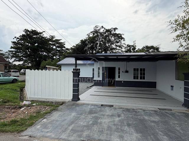 Refurbished corner single storey terrace taman angsamas, mambau 1