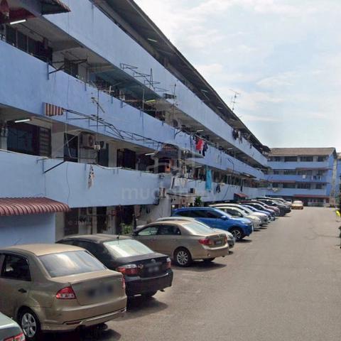Flat Taman Ungku Tun Aminah 1