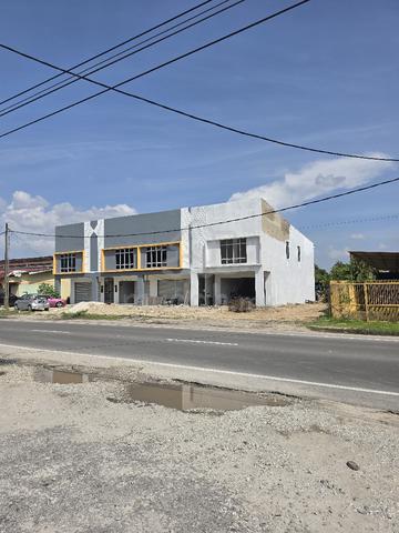 4 unit shoplot 1
