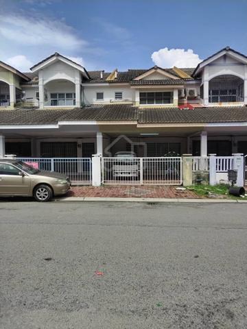 2 Storey House At Kampar For Rent 1