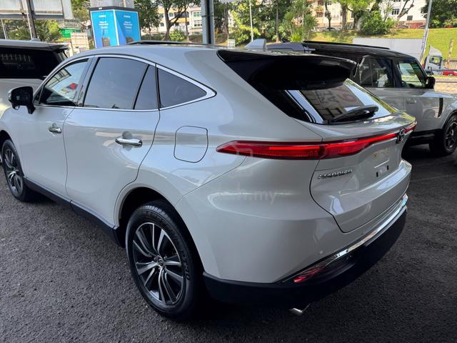 Toyota HARRIER 2.0 G 2TONES GRADE 5A 2023 JPN UNRE - 5