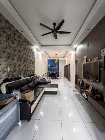 Unblock view Bandar Putra renovated IOI Kulai Single Storey Terrace 1