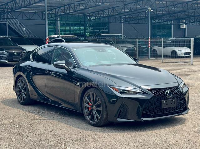 2022 Lexus IS300 F-Sport 2.0 - 1