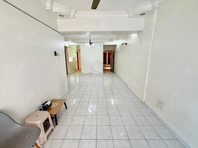 Sri Ria Apartments 1