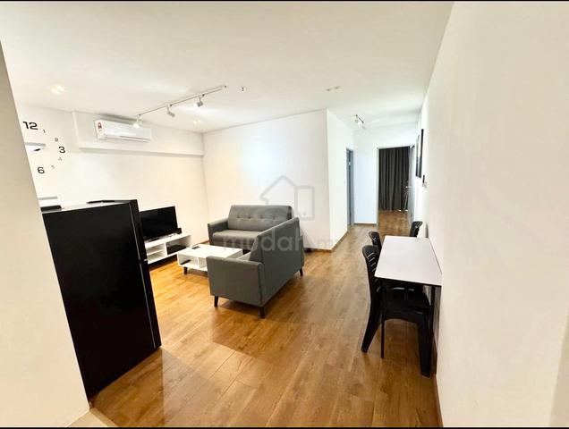 Summer Suites @ The Summer Shopping Mall 1