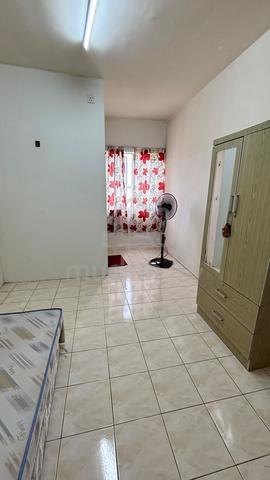 Bilik master (full furnished) Desaminium Rimba, Seri Kembangan, Equine 1