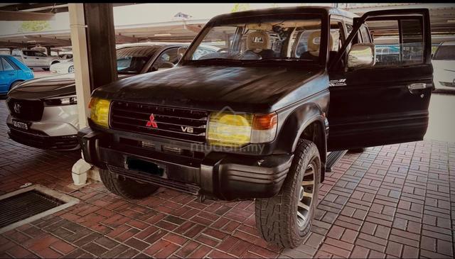 1995 Mitsubishi PAJERO 3.0 (A) - 2