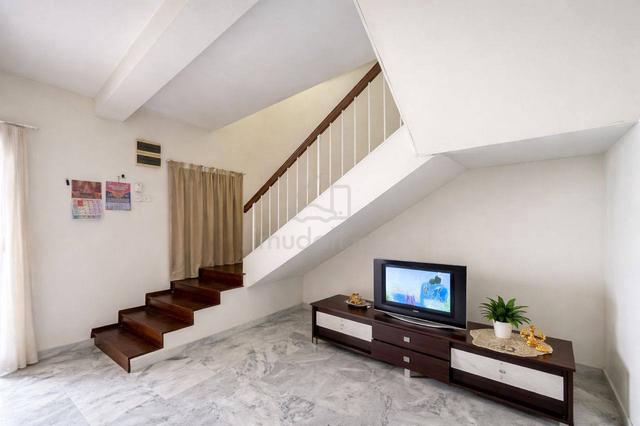 EXTENDED NON BUMI Double Storey House Subang Perdana 1