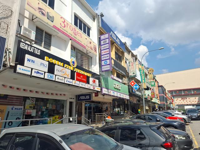 SS2 1st Floor Shop 1680 Sf Face Main Road Petaling Jaya for Rent 1