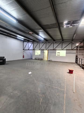 FULL EXTEND & COVER, Semi-D Factory bu30,000sf @ Desa Cemerlang 400AMP 1
