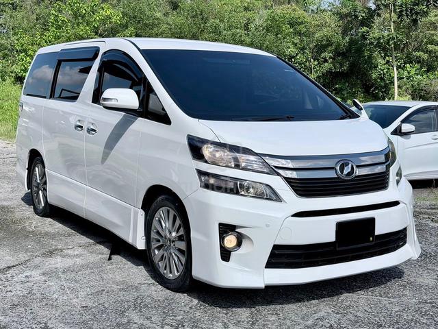 2013 Toyota VELLFIRE 2.4 Z GOLDEN EYES FACELIFT - 3