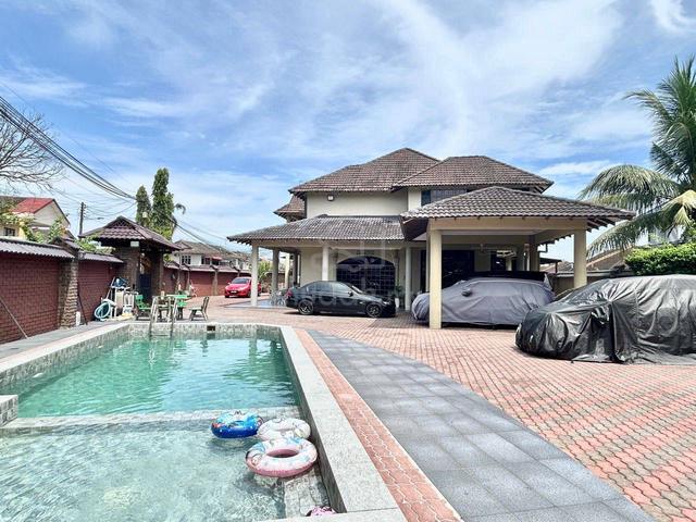Bukit Kempas 2-Storey Bungalow for Sale Impian Emas Skudai 1