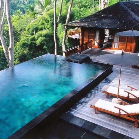 Golf View Rainforest Bungalow House with Swimming Pool 1