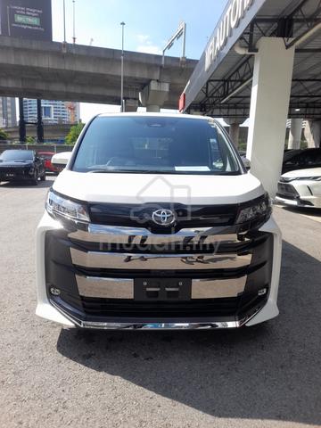 2023 Toyota NOAH 2.0  (A) Low Milg 7K Km ONLY - 2