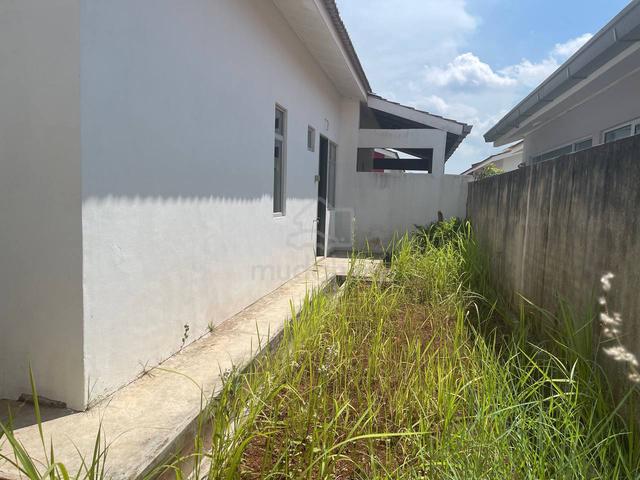 SemiD KOTASAS Presint 5, Evergreen (Like New | Gated & Guarded Area) 4